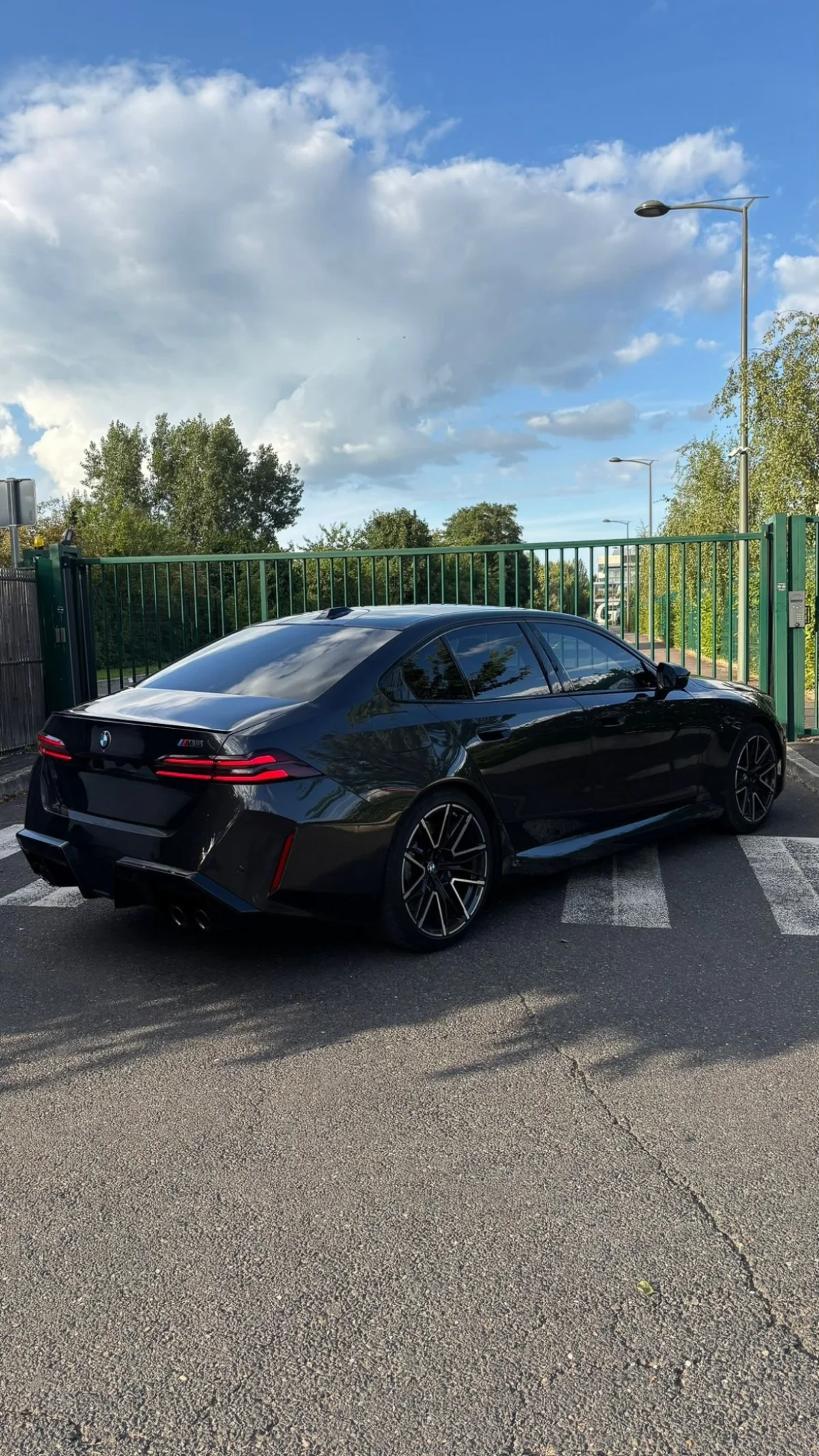 BMW M5 G90
